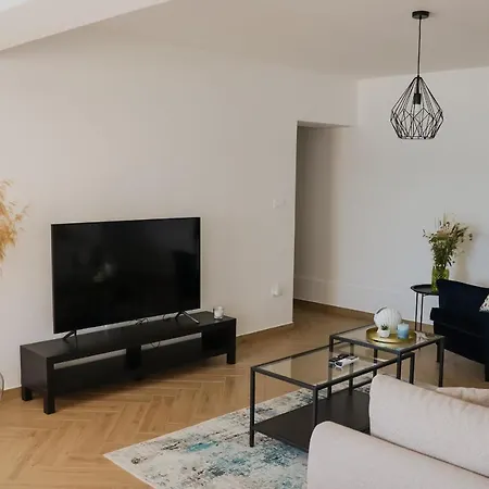Apartment Frana Komarna